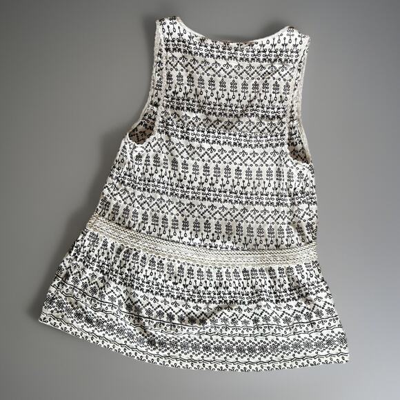 Maeve Anthropologie Cammie Embroidered Eyelet Peplum Tank Top Size M - Picture 3 of 10